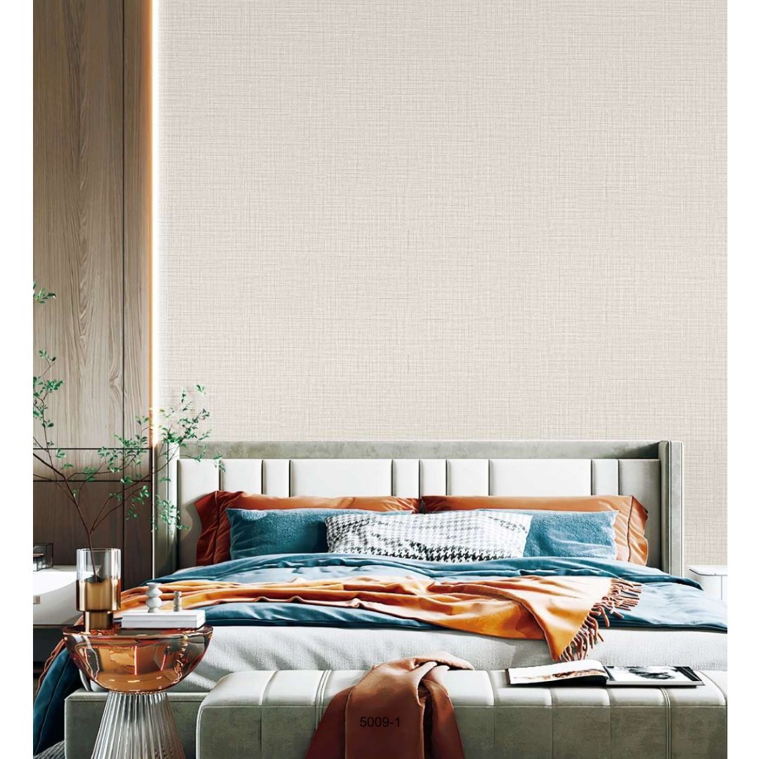 ورق جدران فاخر بتصميم عصري وأنيق اللون: أبيض لؤلؤي دافئ (Warm Pearl White)